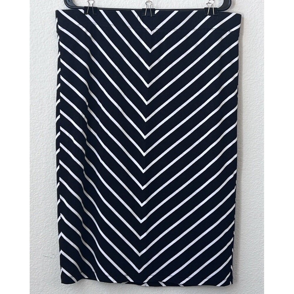 Apt 9 Pencil Skirt XL Black White Chevron Stripe Stretch Slim Midi Lined - Picture 1 of 6